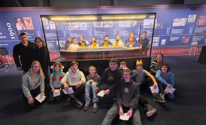 Obrázek WhatsApp, 2025-12-08 v 18.23.52_8382a474 Obrázek WhatsApp, 2025-12-08 v 18.23.52_8382a474